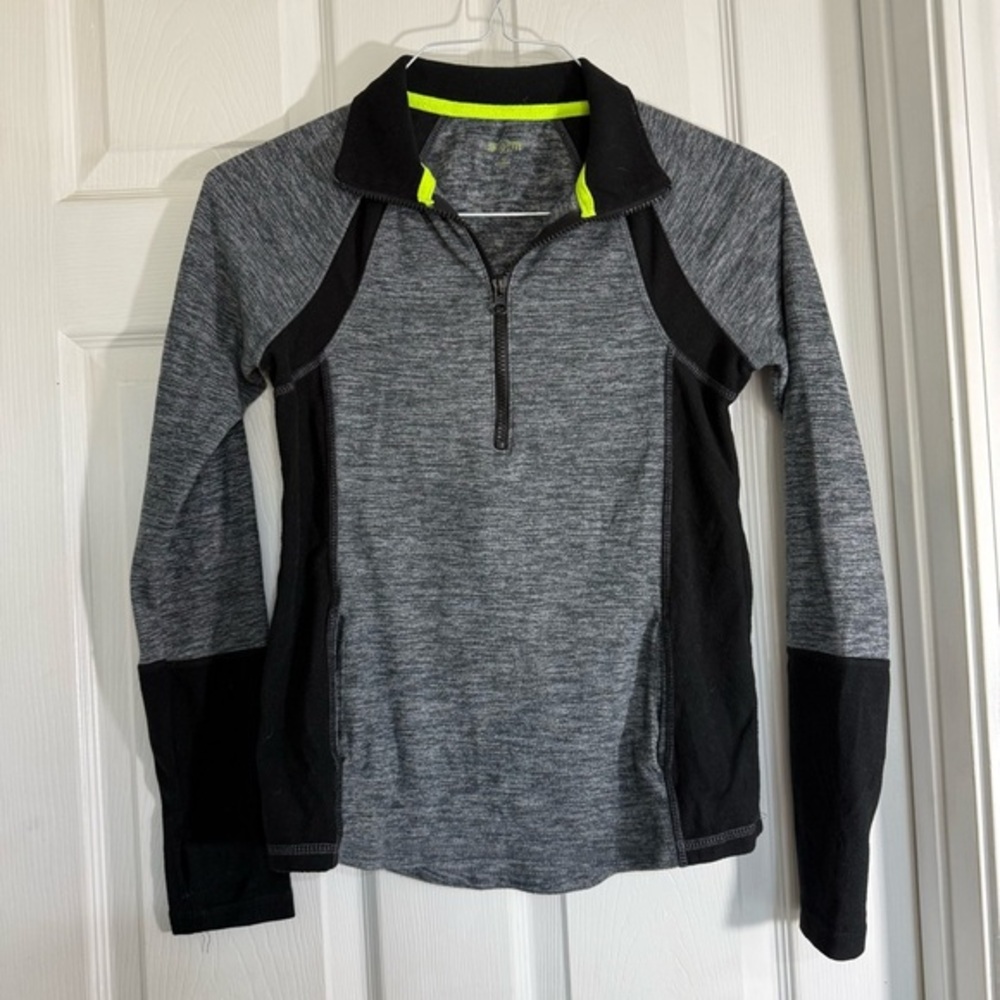 SO Women's Small Fleece Grey and Black Pullover Women’s Sweater Size Small